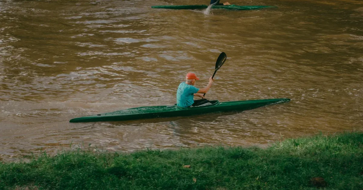 Kayak de pêche : choisir son embarcation selon les rivières